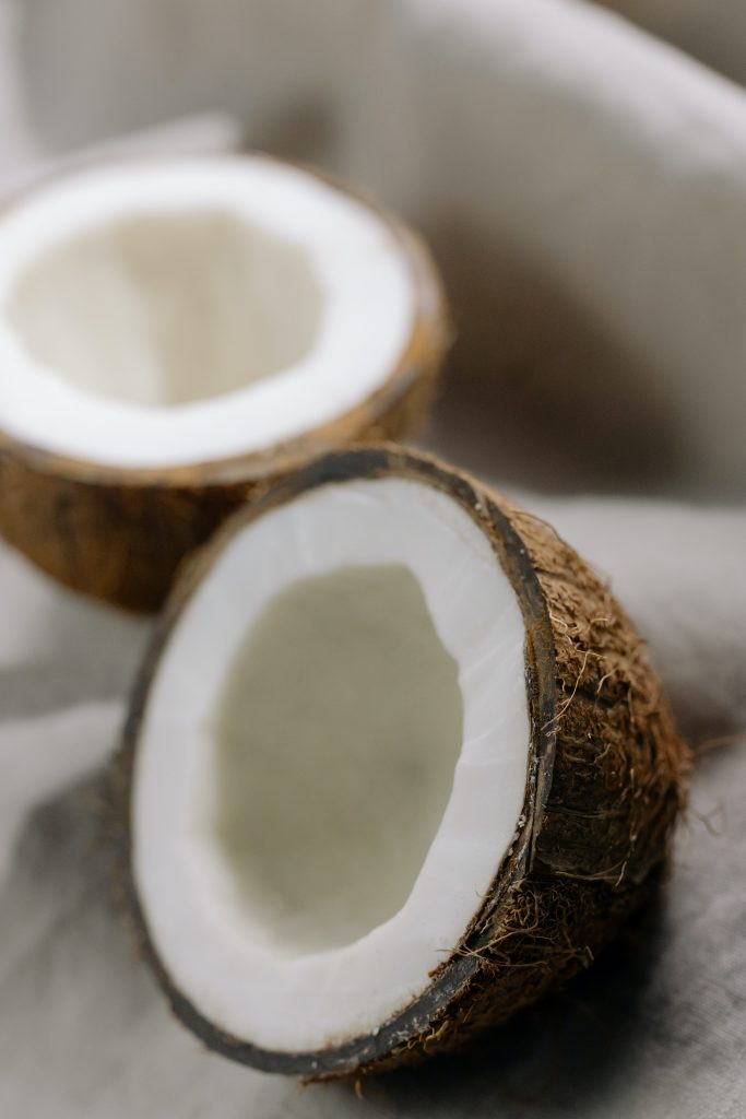 Sari Mas Permai - Benefits of coconut oil with the type of CFAD (Coconut  Fatty Acid Distillate) as an ingredient for making soap, it gives a firmer  soap texture and can produce