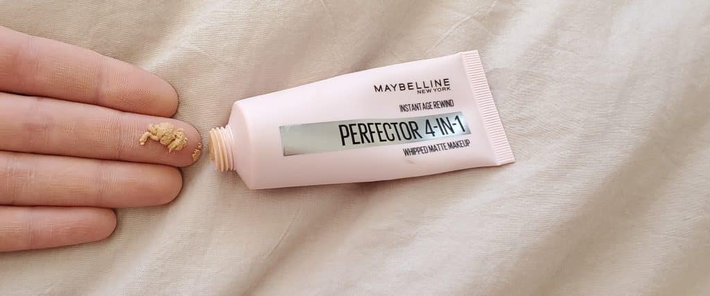 Makeup Instant York Instant Rewind REVIEW] Matte New Age Perfector Maybelline 4-In-1