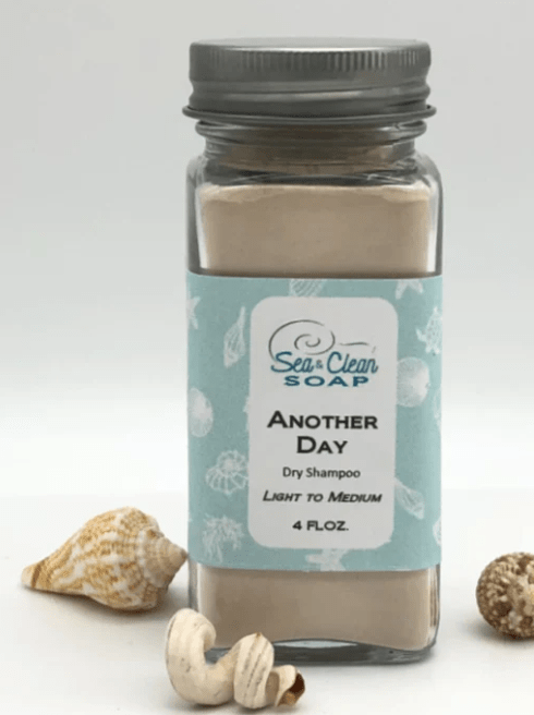 It is hard to find coconut-free shampoos, but we have found a nice selection of liquid, bar, and dry shampoos.